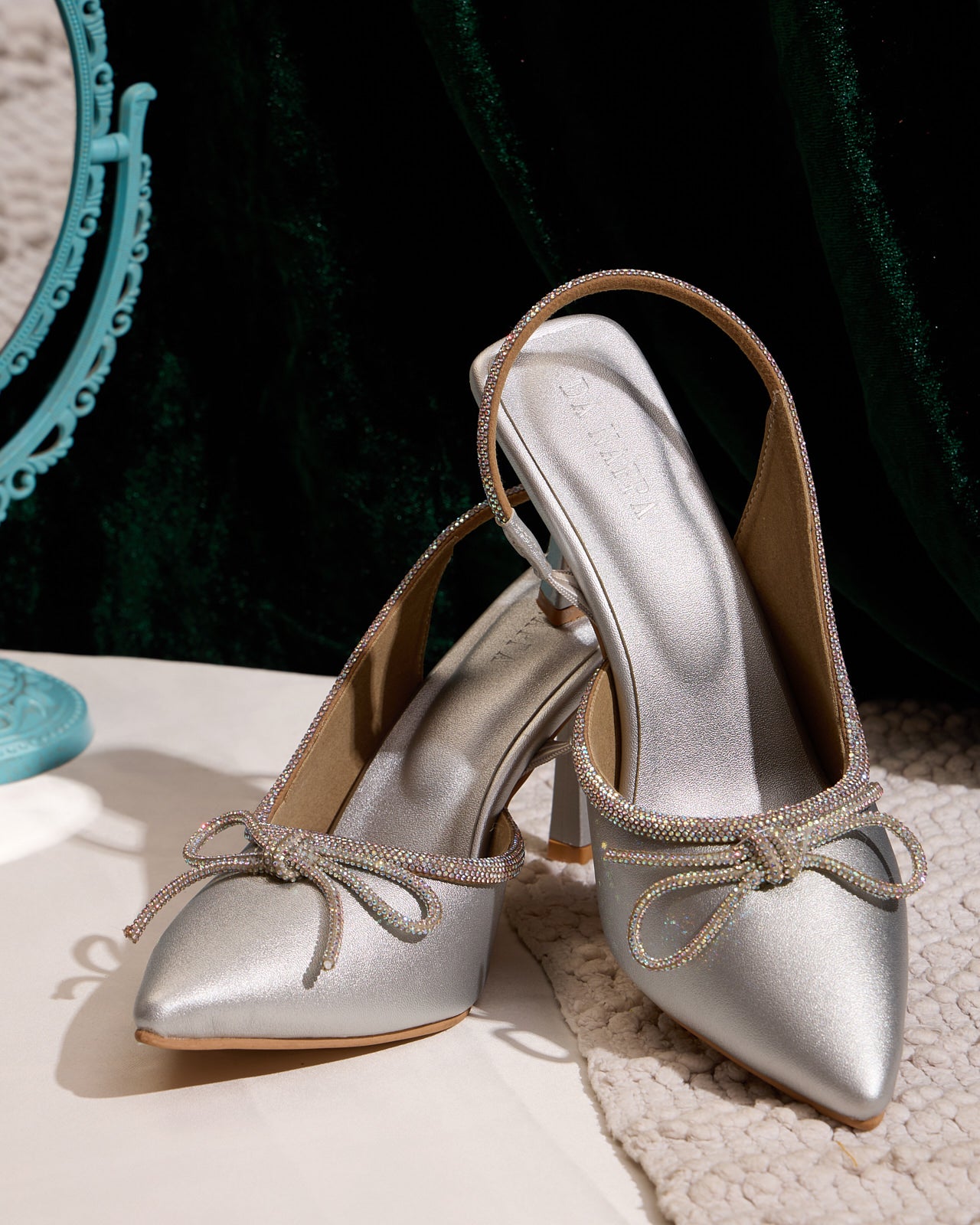 Avellia Spool Heels