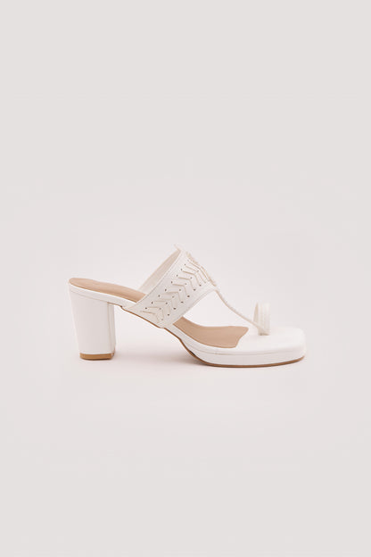 Myra Kolhapuri Heels(White)