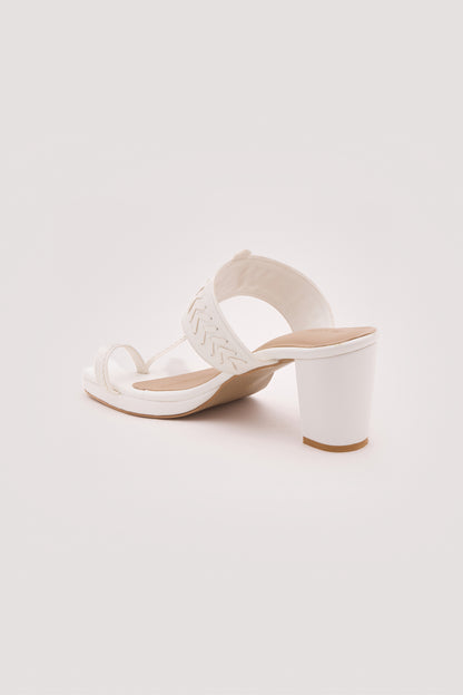 Myra Kolhapuri Heels(White)