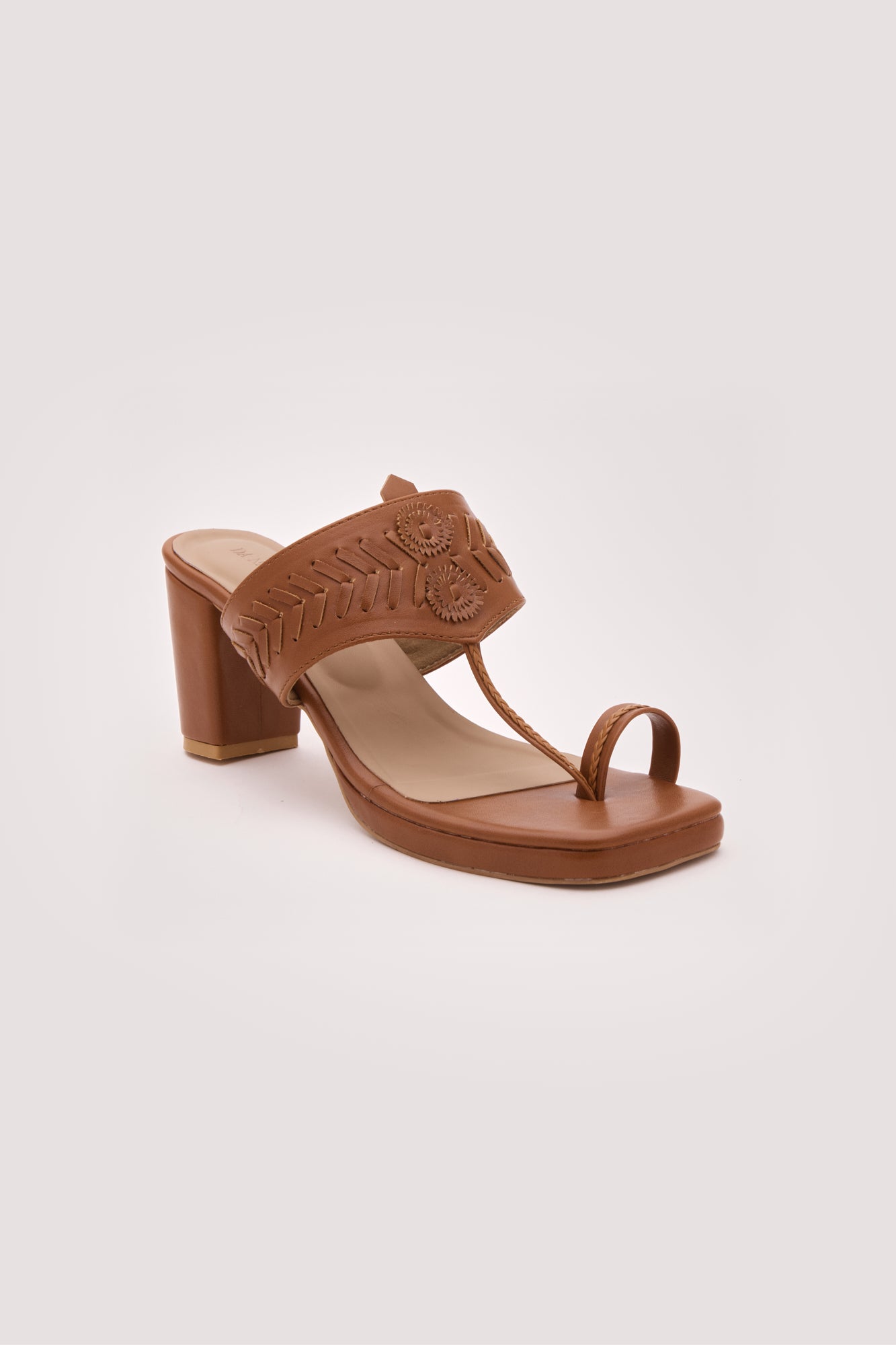 Myra Kolhapuri Heels(Tan)