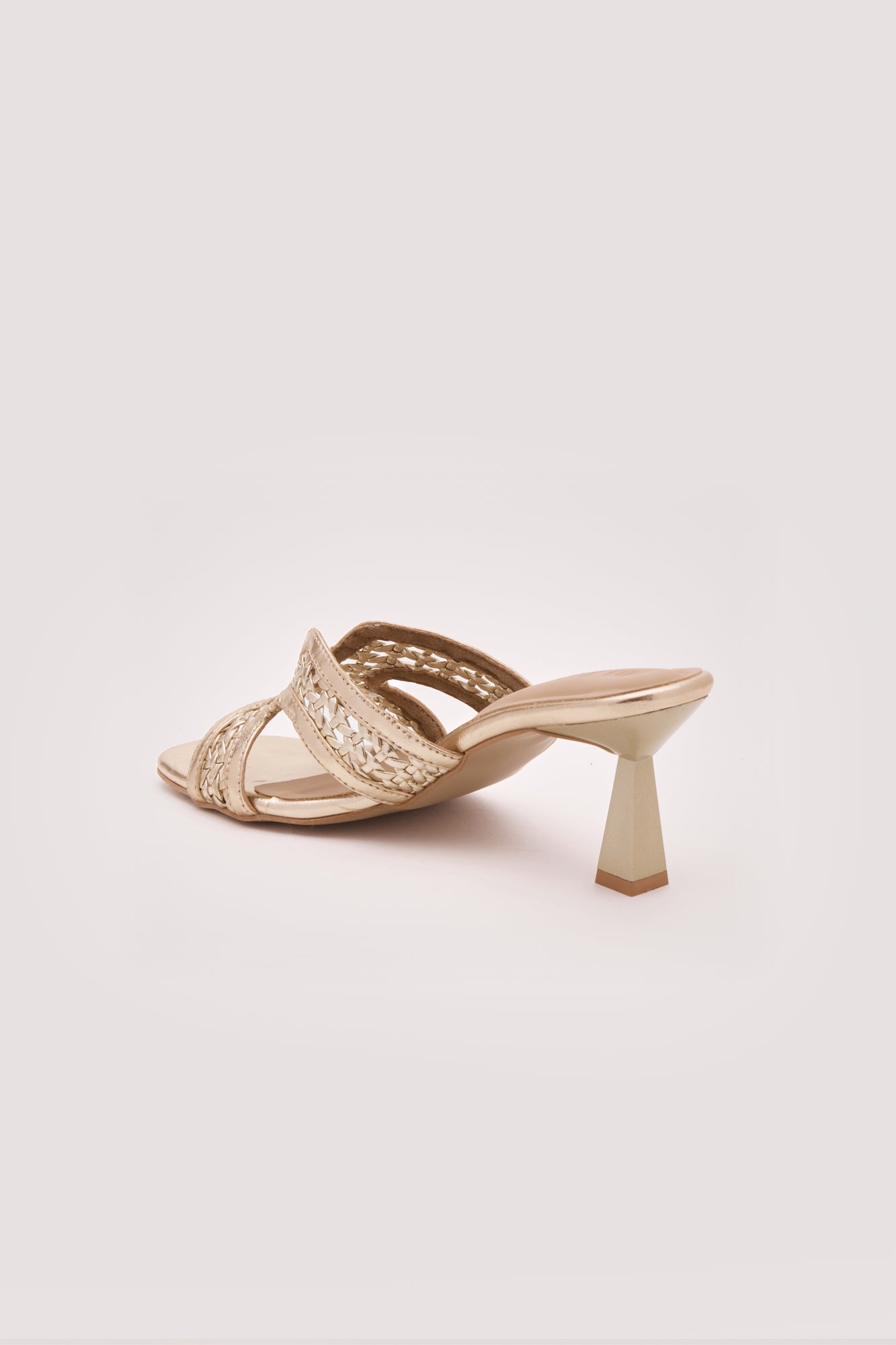 Ruelle Spool Heels