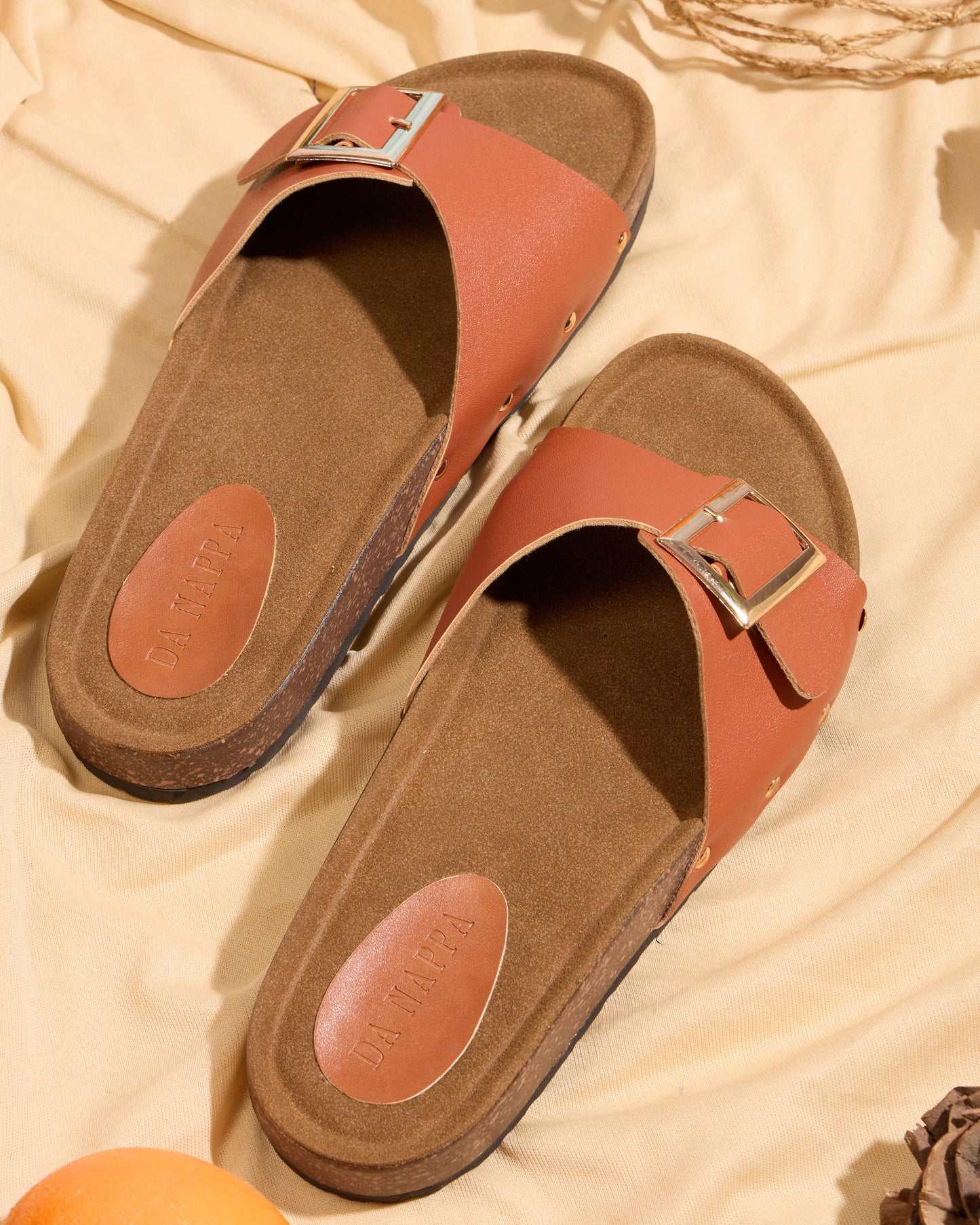 Bella Cintura Flats
