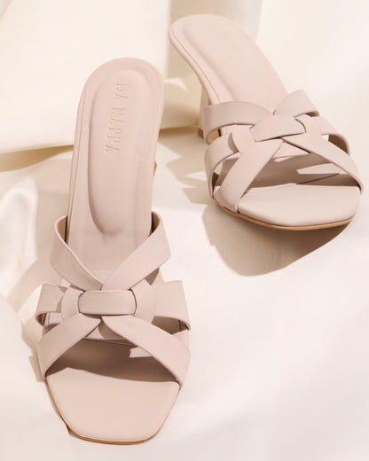 Nayeli Heels