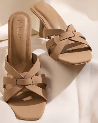 Nayeli Heels