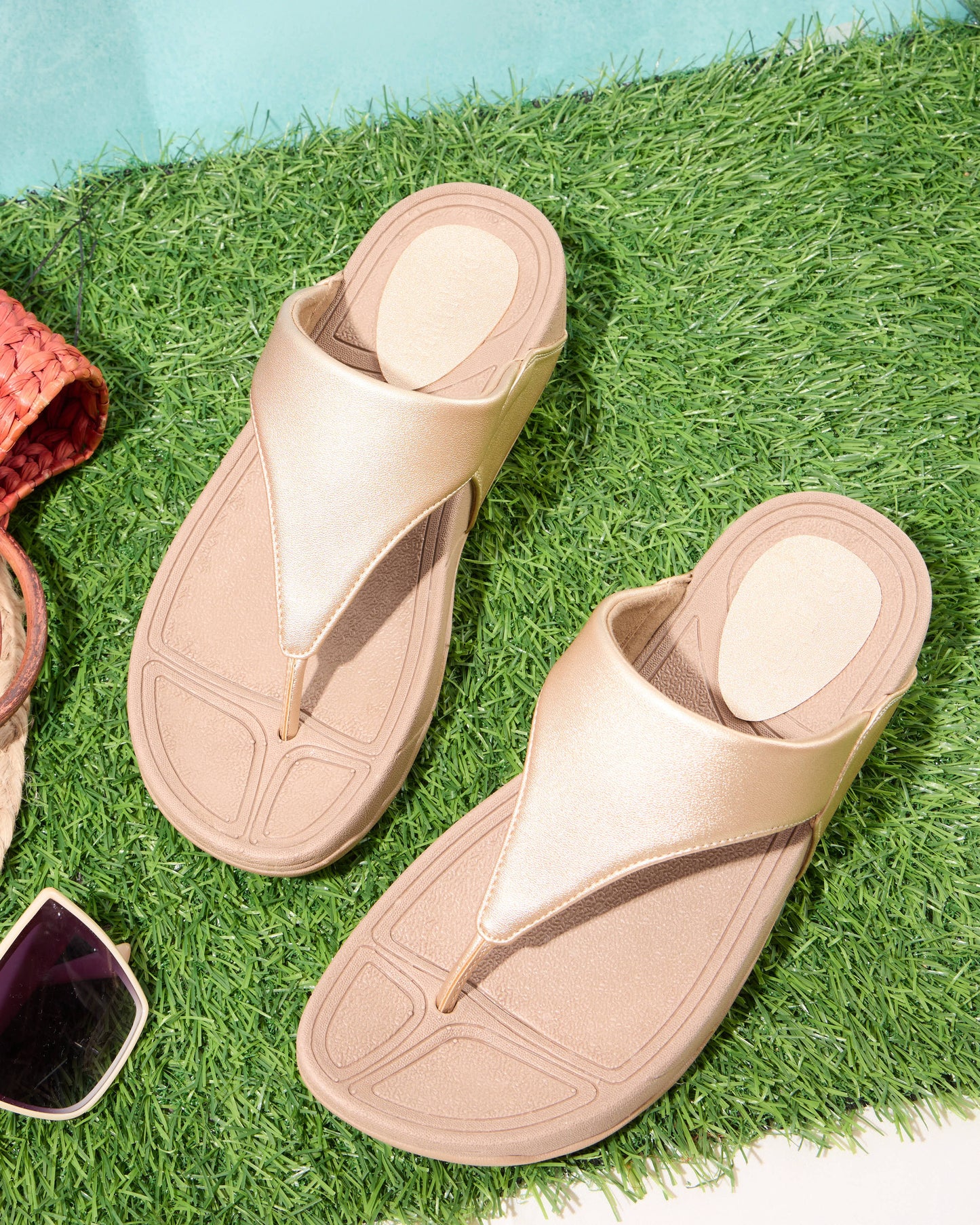 Luna Slides